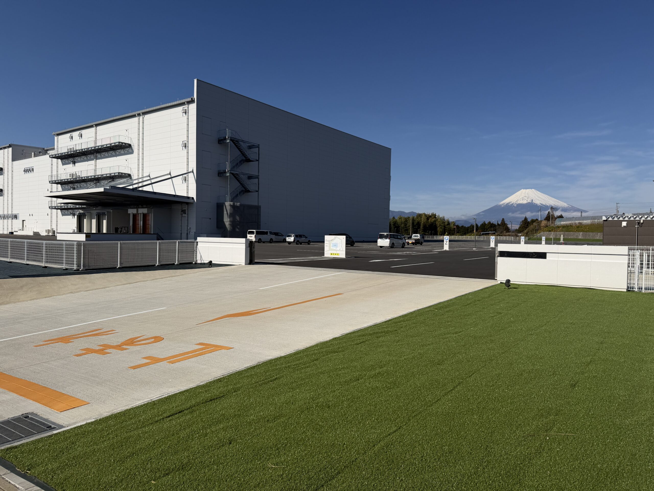 冷水配管　温水配管　空調ドレン配管